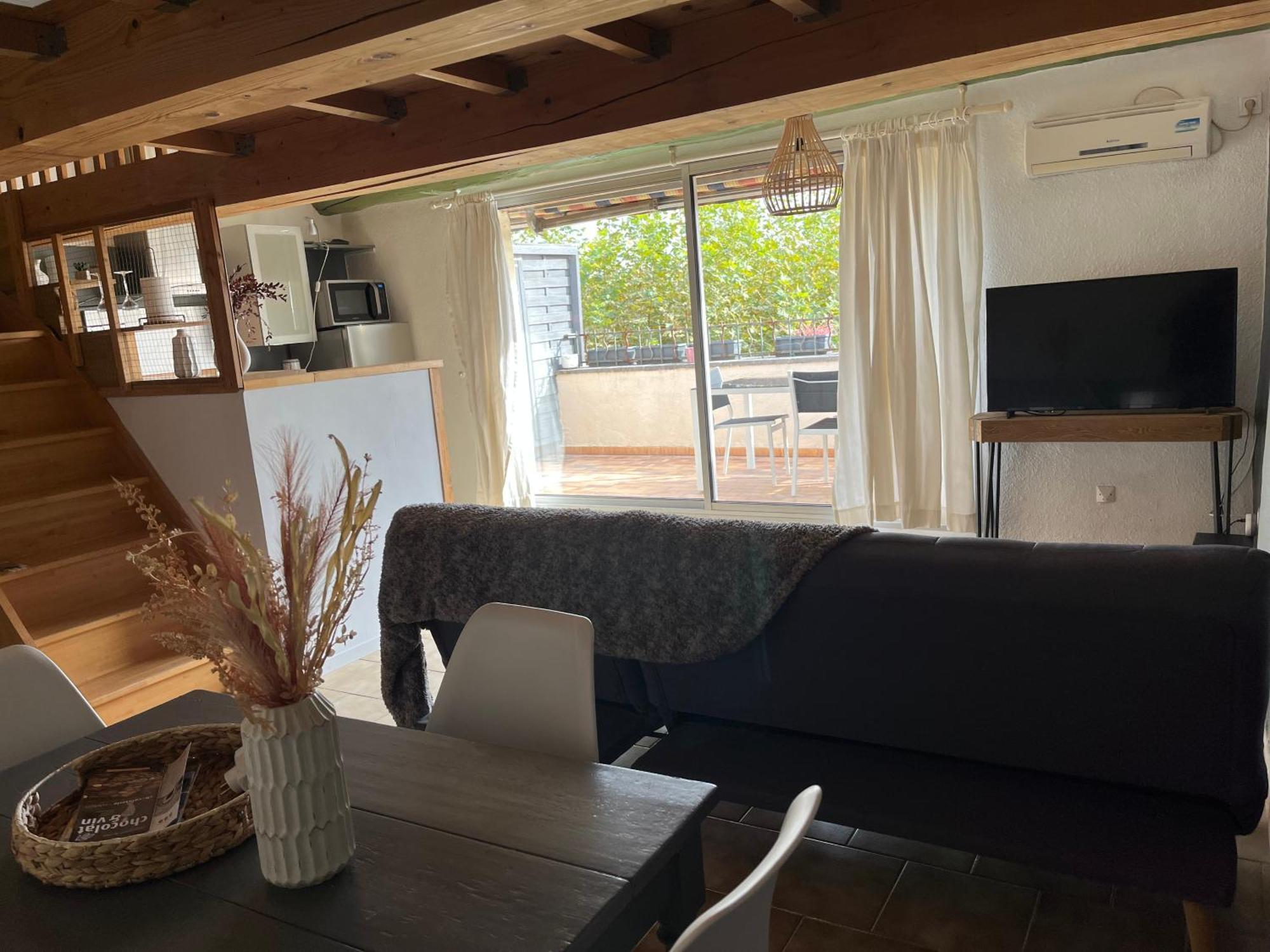 Duplex Lumineux Sur Gde Terrasse, Balneo Double, Parking Prive, Clim, Local Velos Entraigues-sur-la-Sorgue Zewnętrze zdjęcie
